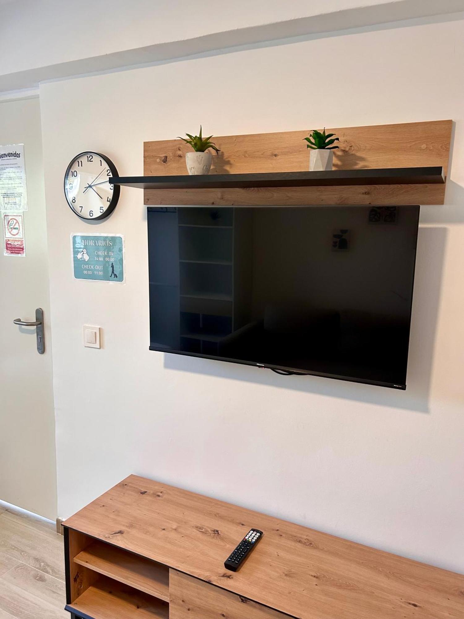 Apartamentos Ribadeo Madryt Zewnętrze zdjęcie