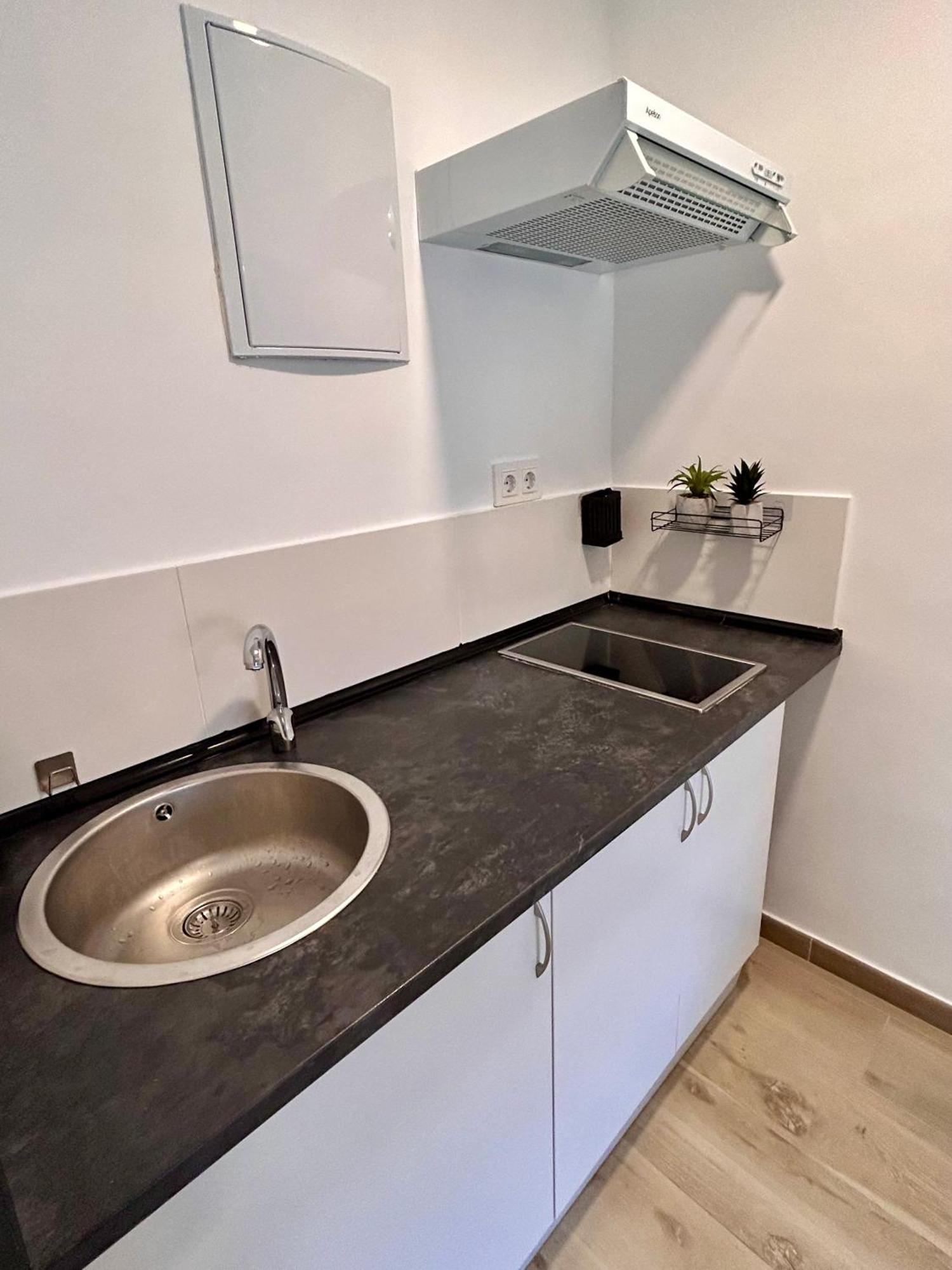 Apartamentos Ribadeo Madryt Zewnętrze zdjęcie